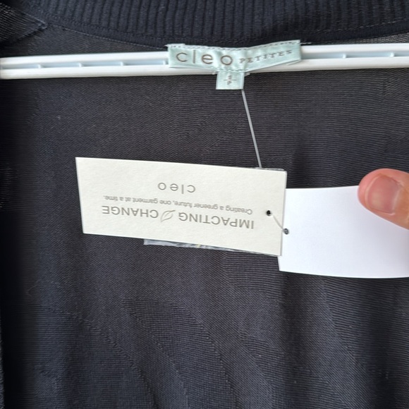 Cleo black leaf patterned monstera top S - Picture 5 of 5